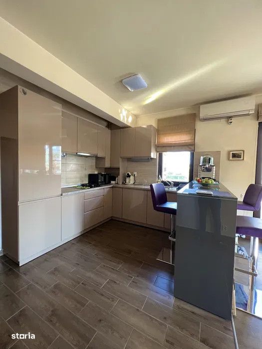 Apartament 2 camere, cu terasa 100 mp, parcare, Borhanci