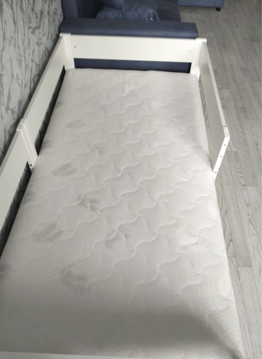 Детская кровать(белая)