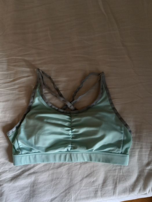 Спортни бюстиета Gymshark,Puma