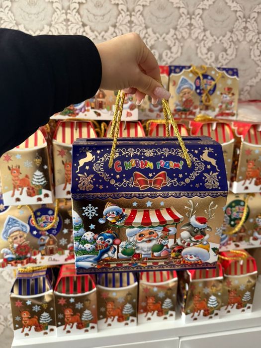 Новогодние подарки оптом