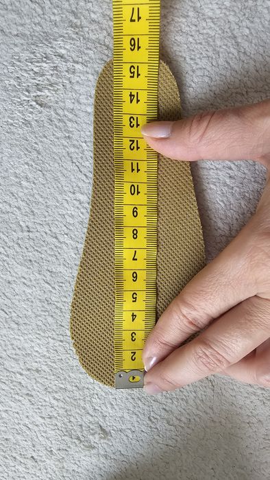 Adidași Nike mărimea 25