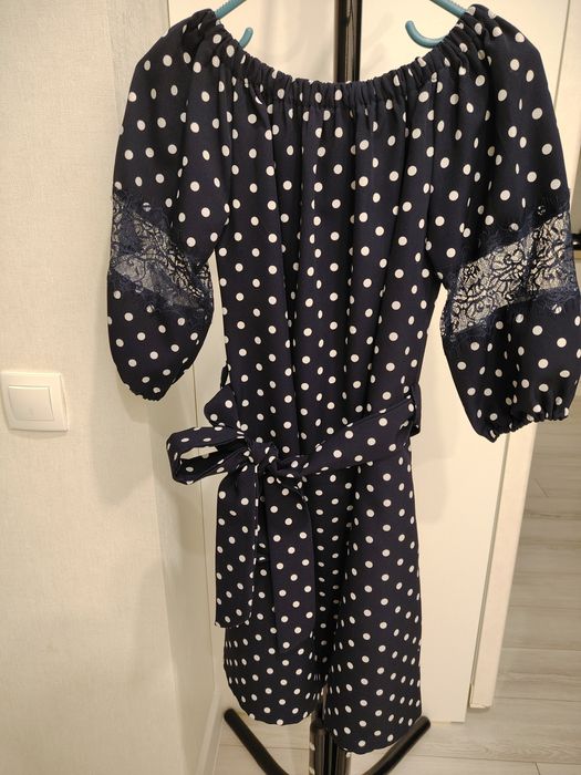 Платья по 2500 тенге