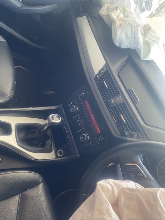 Dezmembrez BMW X1 e84 2.0 diesel n47d20c 184 cp x drive manual 2010 2011 2012 2013
