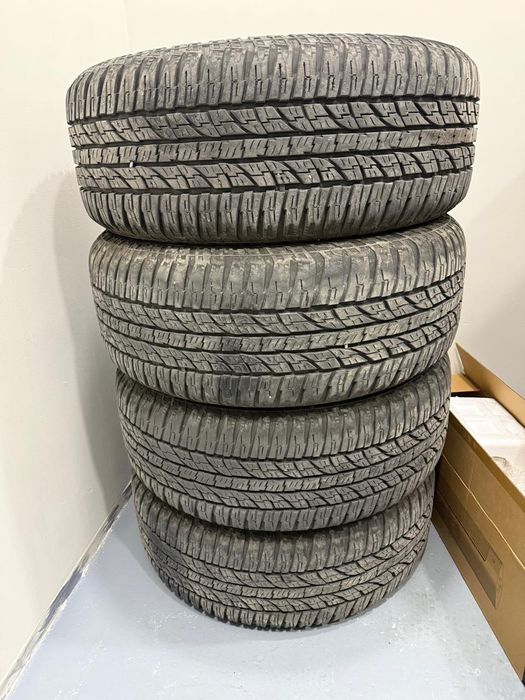 Продам диски с шинами от Toyota Prado