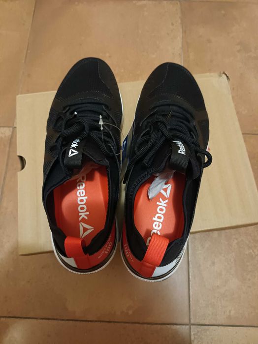 Reebok Les Mills Bodypump 100Ultra 4.0- със система Carbonated Foam!