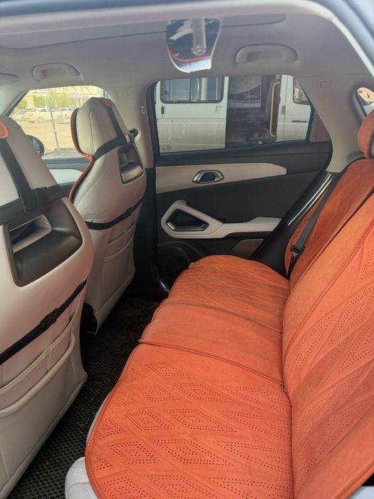 BVD Yuan Up 2025 smart EV 401 km салондан бир кул