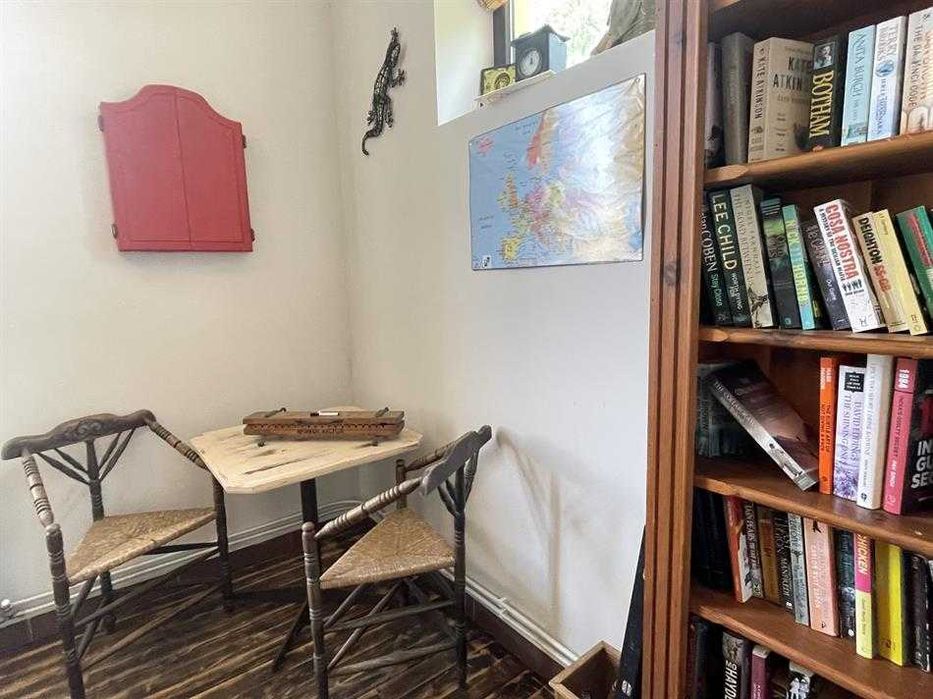 Продава се : Къща с разработен бизнес