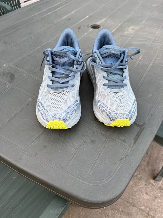 Adidasi Hoka originali