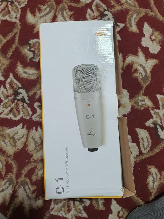 Mikrafon studiyeniy c1 behringer