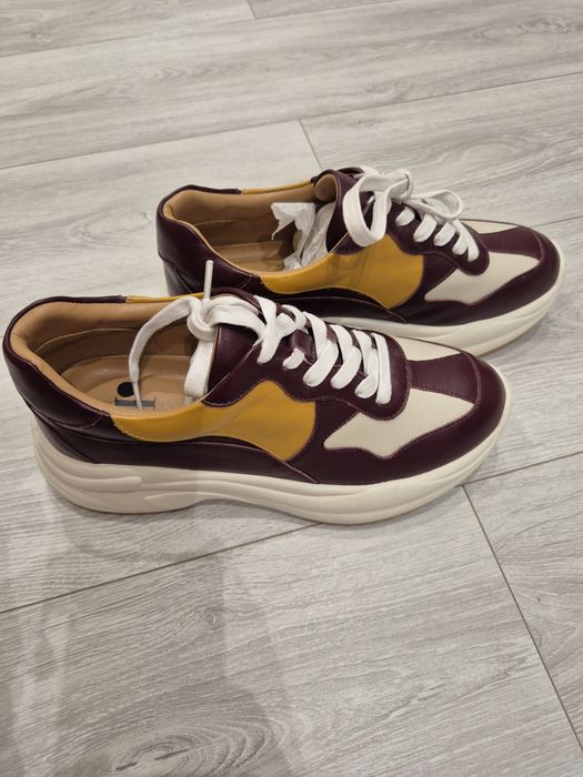 Продам кожаные кроссовки  Magpie Корея