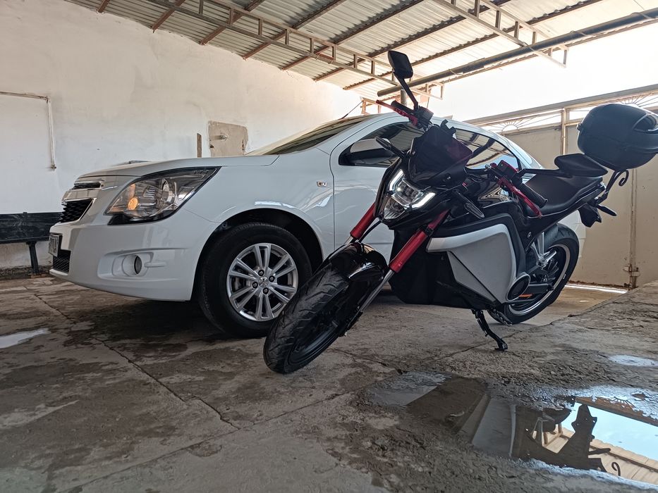 Скутер сатылады толык заряды 5.500 сом прабек 90 км жагдайы жаксы.