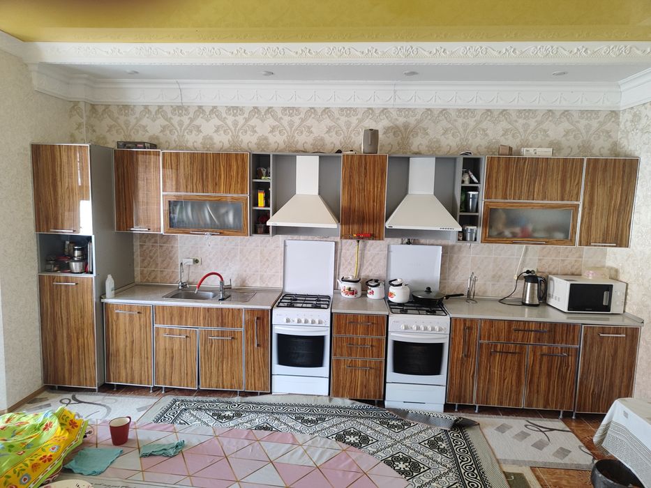 Продается кухонная гарнитура