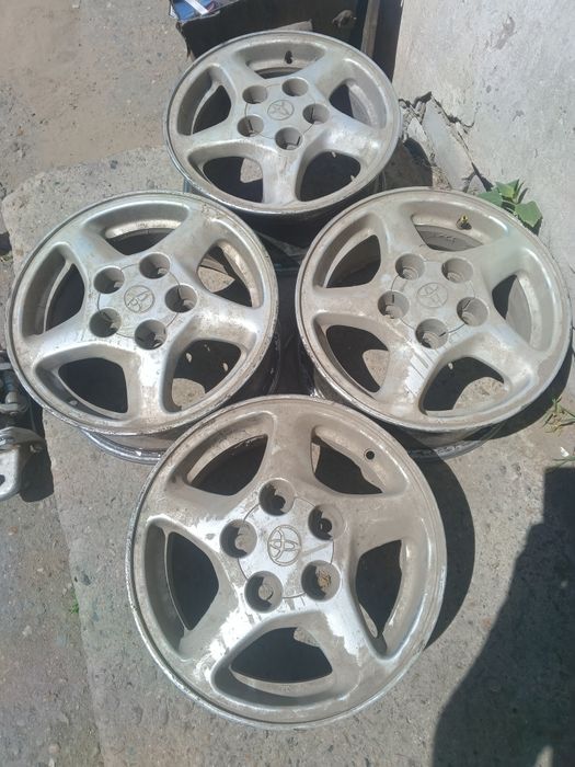 Продам диски R14 5/114.3