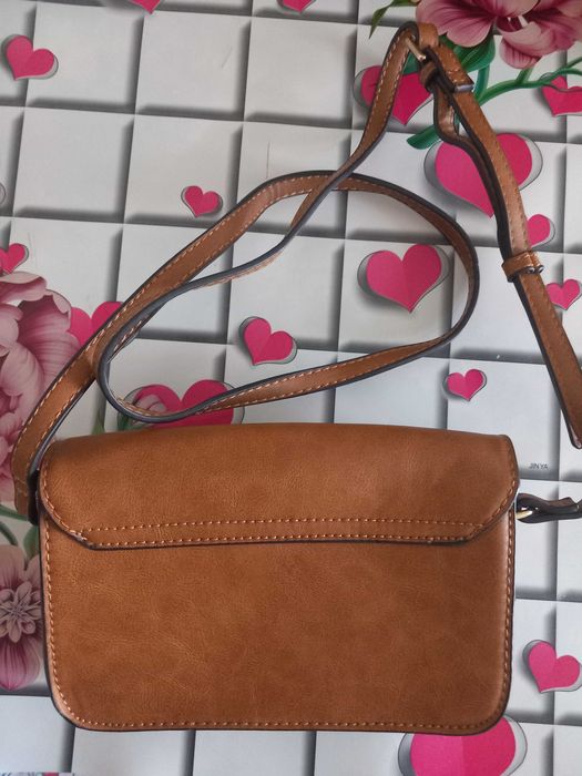 Gentuță cu fundiță