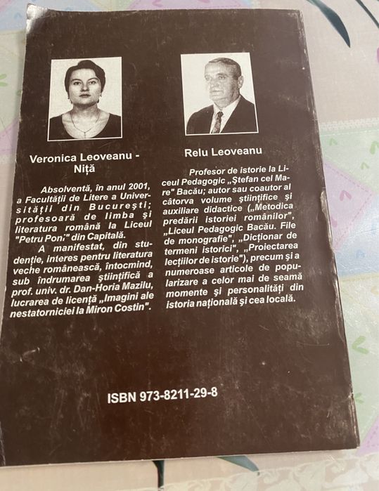 Veronica Leoveanu-Dictionar de arhaisme si notiuni istorice