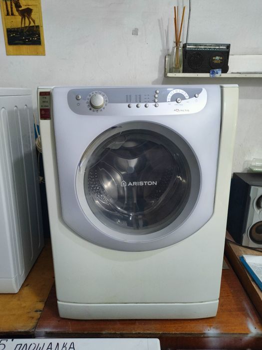 Продам стиральную машинку Ariston-6kг.