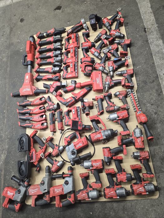 Vand angro milwaukee profesionale