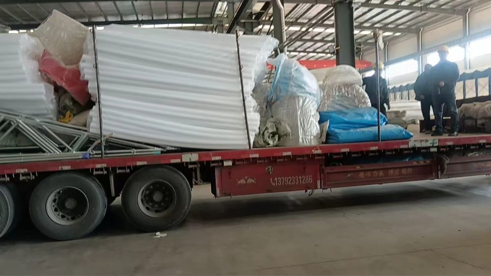 лабиринт 20м*5.5м*5м