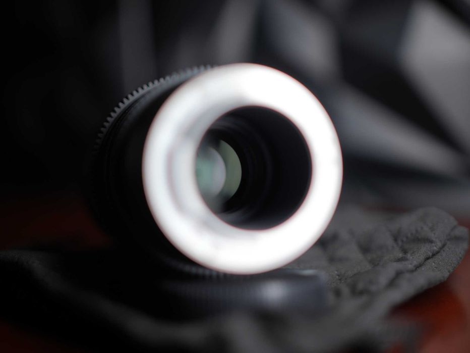 Samyang 135mm f2 / T2.2 Sony FE mount