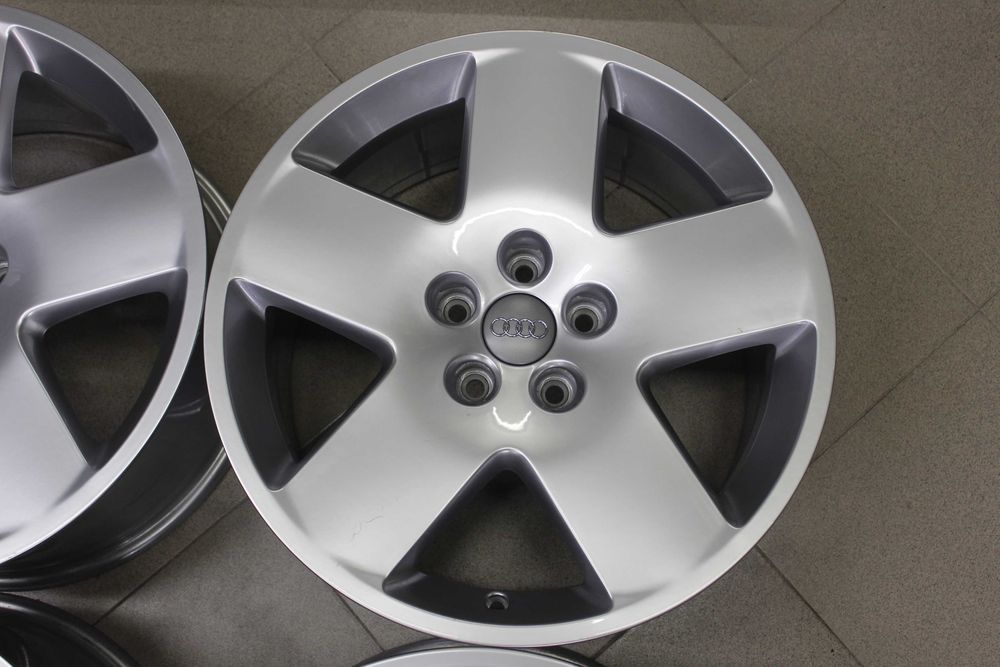 Джанти 18" Audi A8 (D3), A6 (C6)