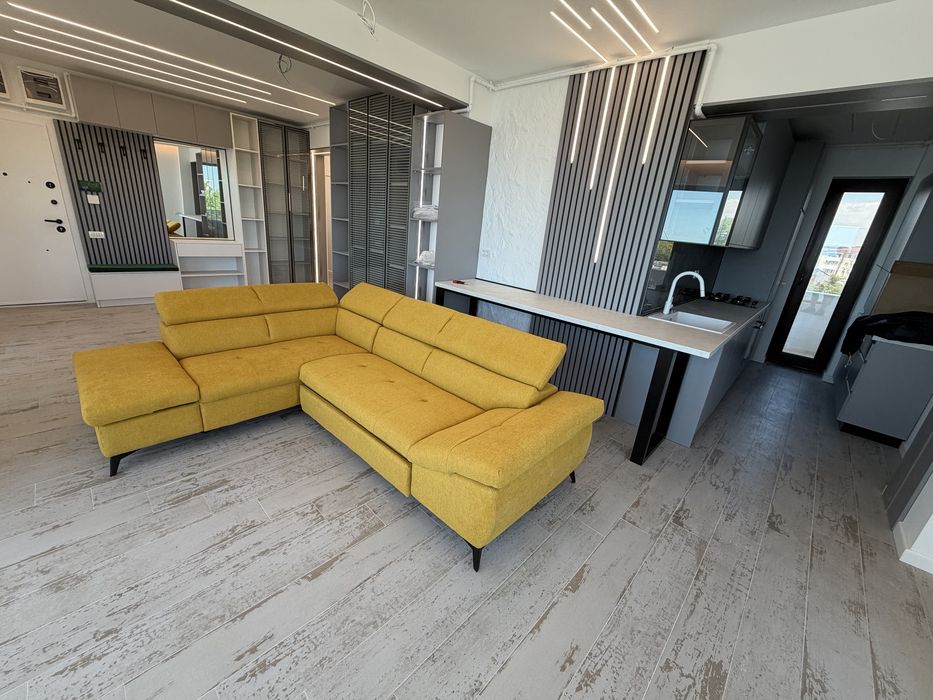 Apartamentul cu 3 camere , 2 băi si 3 terase + 2 locuri parcare si view direct spre portul turistic Mangalia