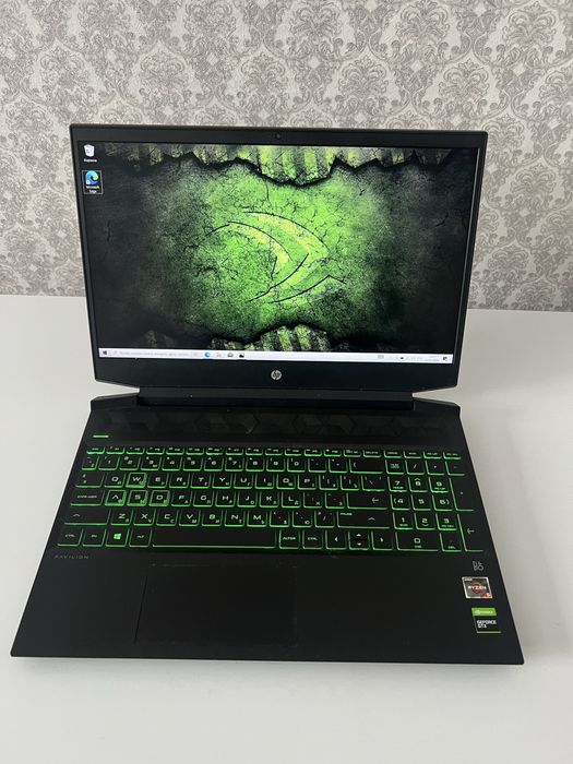 Ноутбук игровой HP Pavilion
