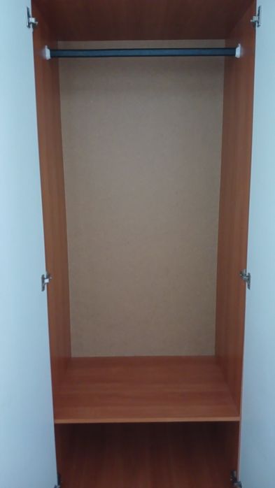 Продается шкафы для одежды