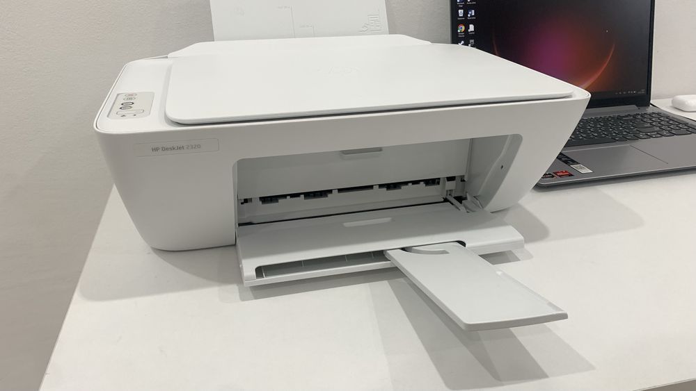 Принтер HP DeksJet 2320