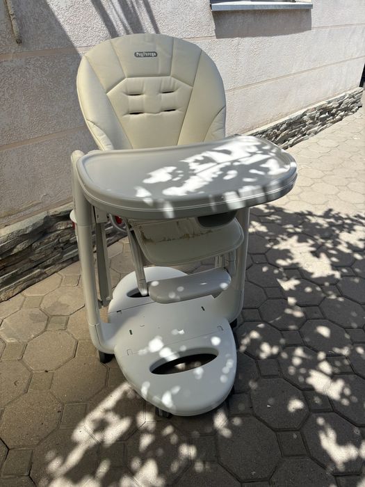 Продам детский стул Peg Perego