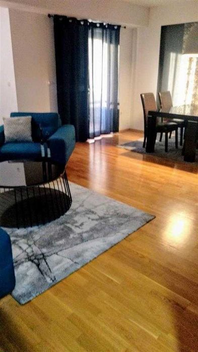 Дава се под наем Двустаен апартамент в Бургас, Център - 60 кв.м за 229.5 € - Снимка #2