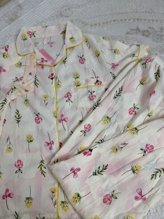 Стильные и удобные пижамы для дома