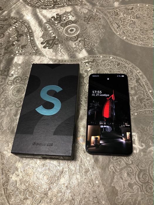Продаётся Samsung S22