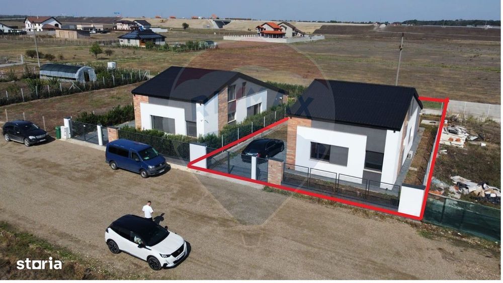Casă / Vilă 5 camere în zona Nord