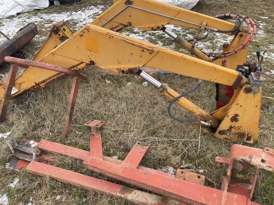 Incarcator frontal fiat