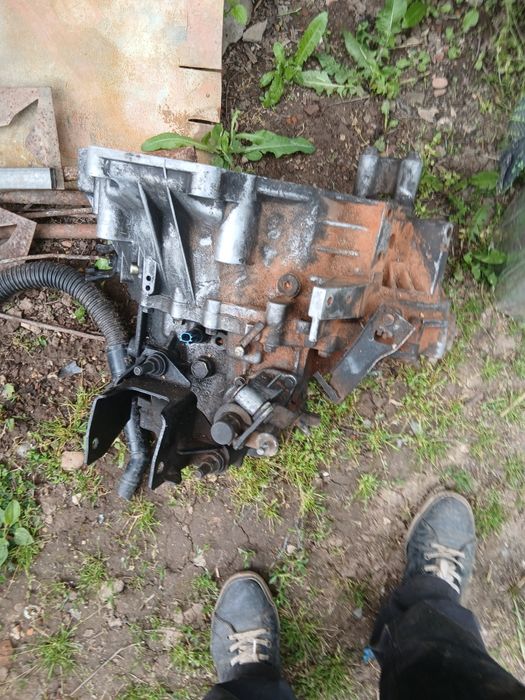 Продавам скоростна кутия