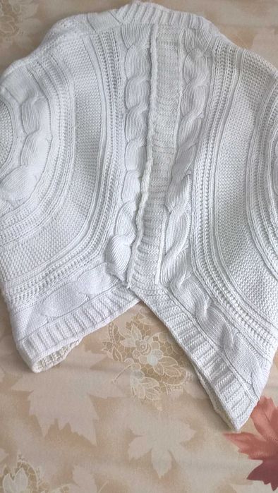 Дамска жилетка - тип пеперуда