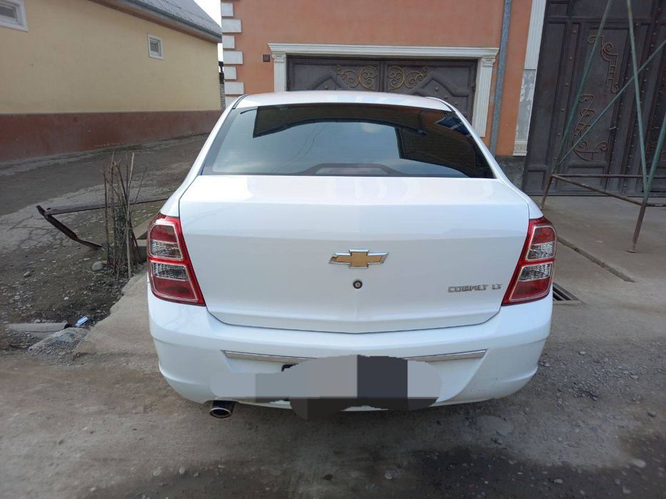 cobalt  avftomabil sotiladi