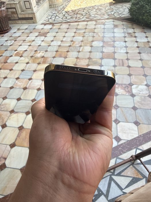 Iphone12 pro 128 та 77%