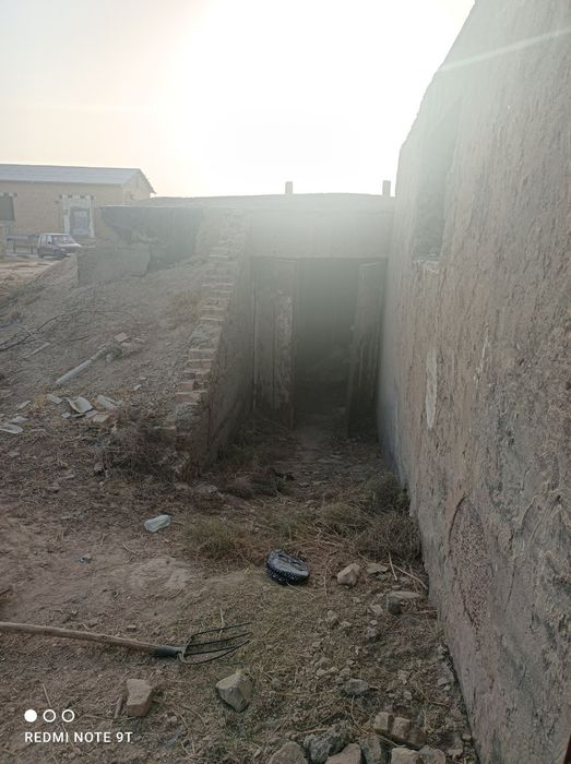 Yer uchastkasi (no turar)