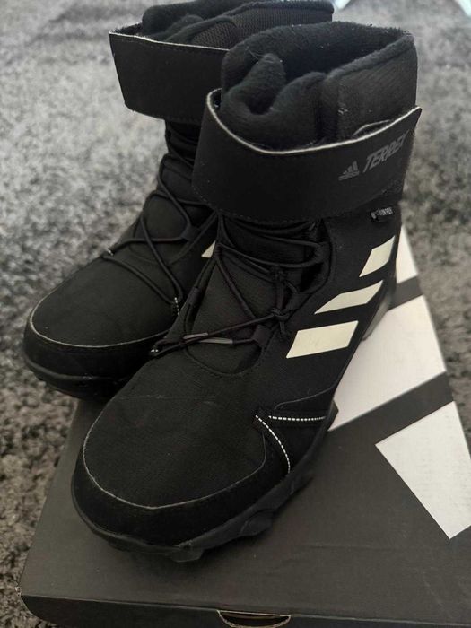 Ghete iarna ADIDAS marimea 38