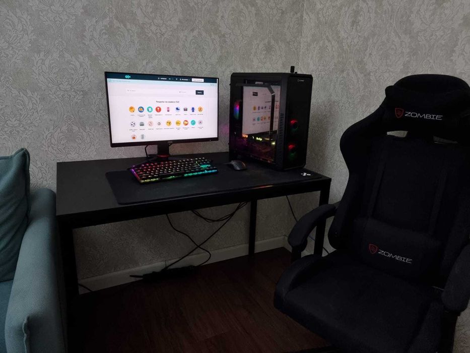 Игровой ПК + полный набор (стол, кресло, монитор и т.д.).