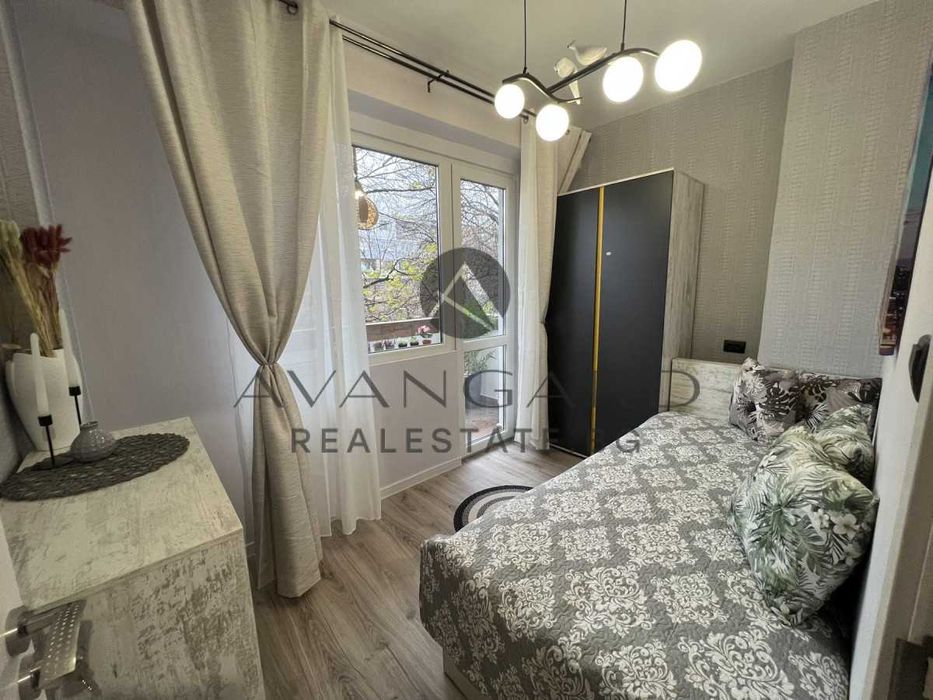 Продава се Тристаен апартамент в Пловдив, Кършияка - 64 кв.м за 2008 €/кв.м - Снимка #6