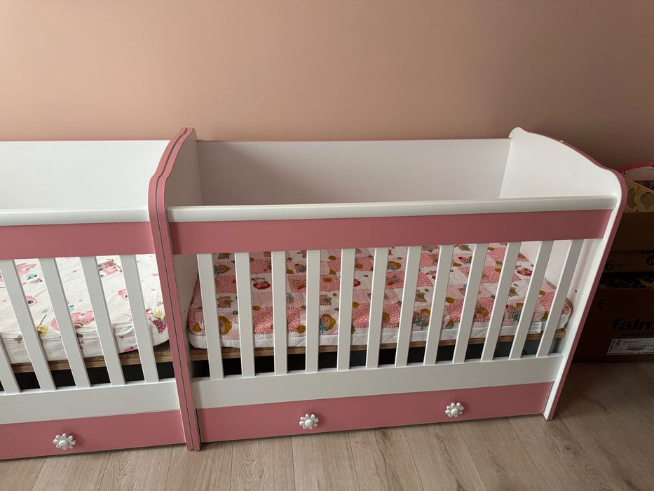 2 броя Бебешка кошара Dizain Baby Светла 60/120 стационарна решетка Бял/Розов