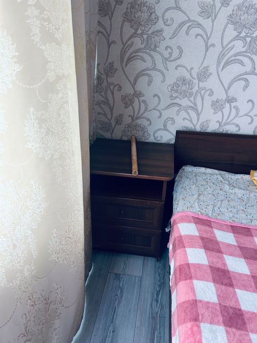 Продается спальный гарнитур