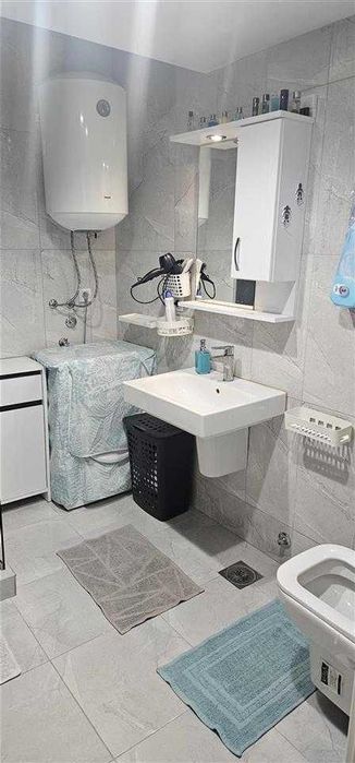 Дава се под наем Двустаен апартамент в Бургас, Изгрев - 68 кв.м за 229.5 € - Снимка #5