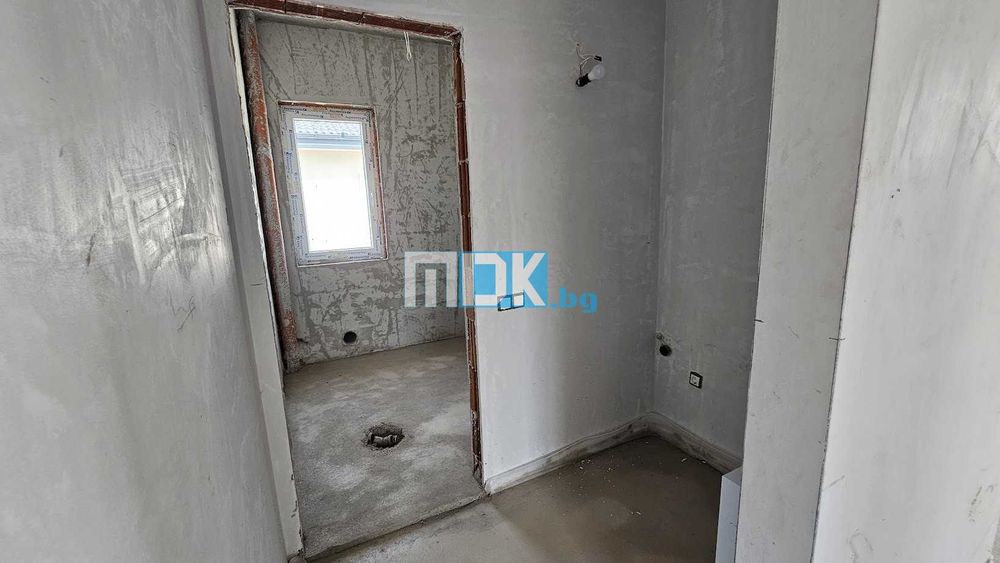 Продава се Къща в с. Белащица, Област Пловдив - 222 кв.м за 1622 €/кв.м - Снимка #19