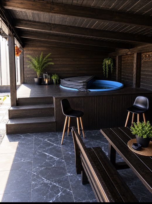 Cabană(6 dormitoare) cu ciubăr de închiriat – Roșia Mo