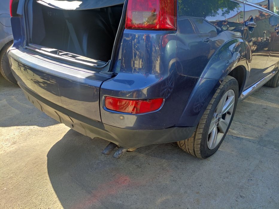 Задна броня за Пежо 4007