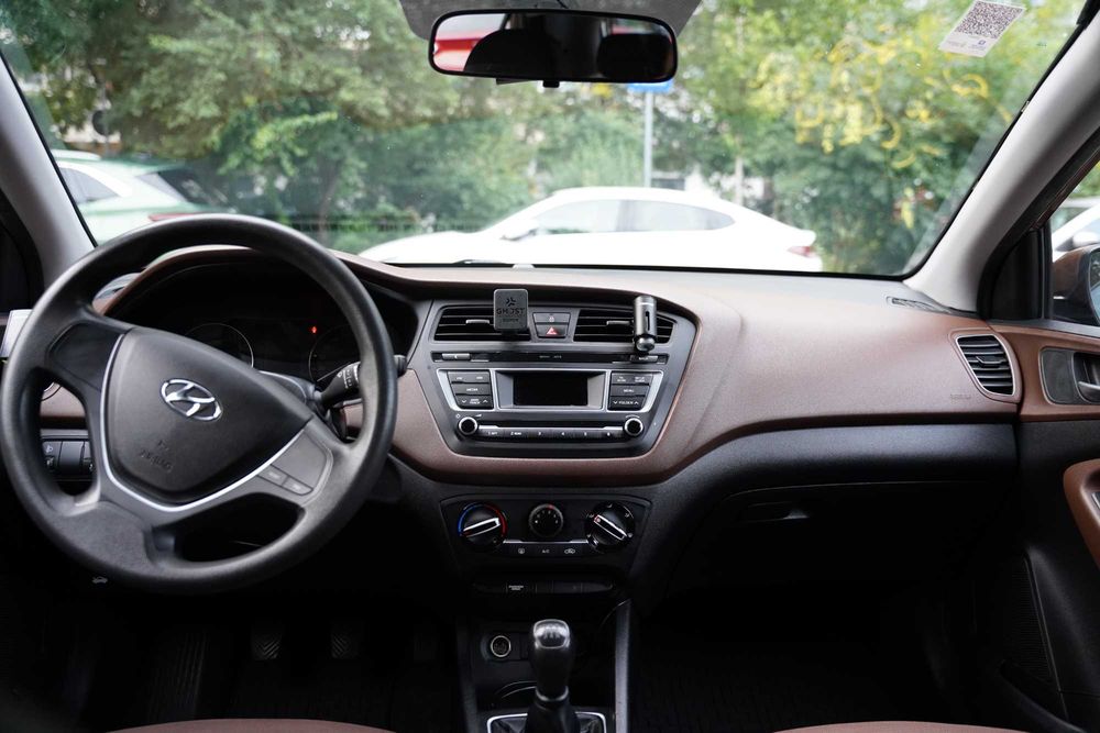 HYUNDAI i20 2015 — imagine 5