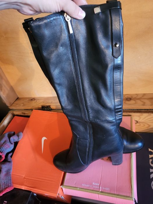 Женские зимние сапоги